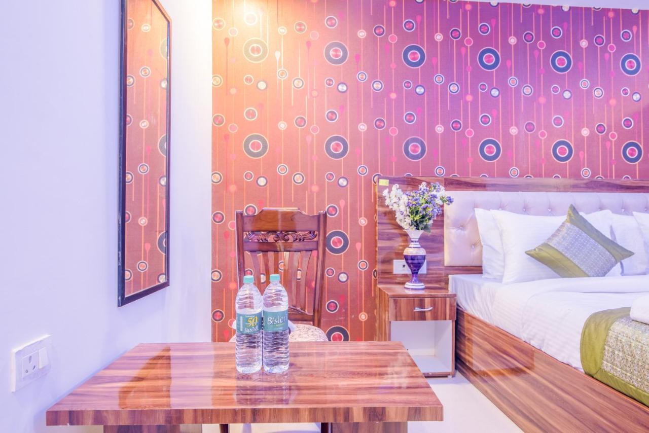 Hotel Festival Mahipalpur At Delhi Airport ニューデリー エクステリア 写真